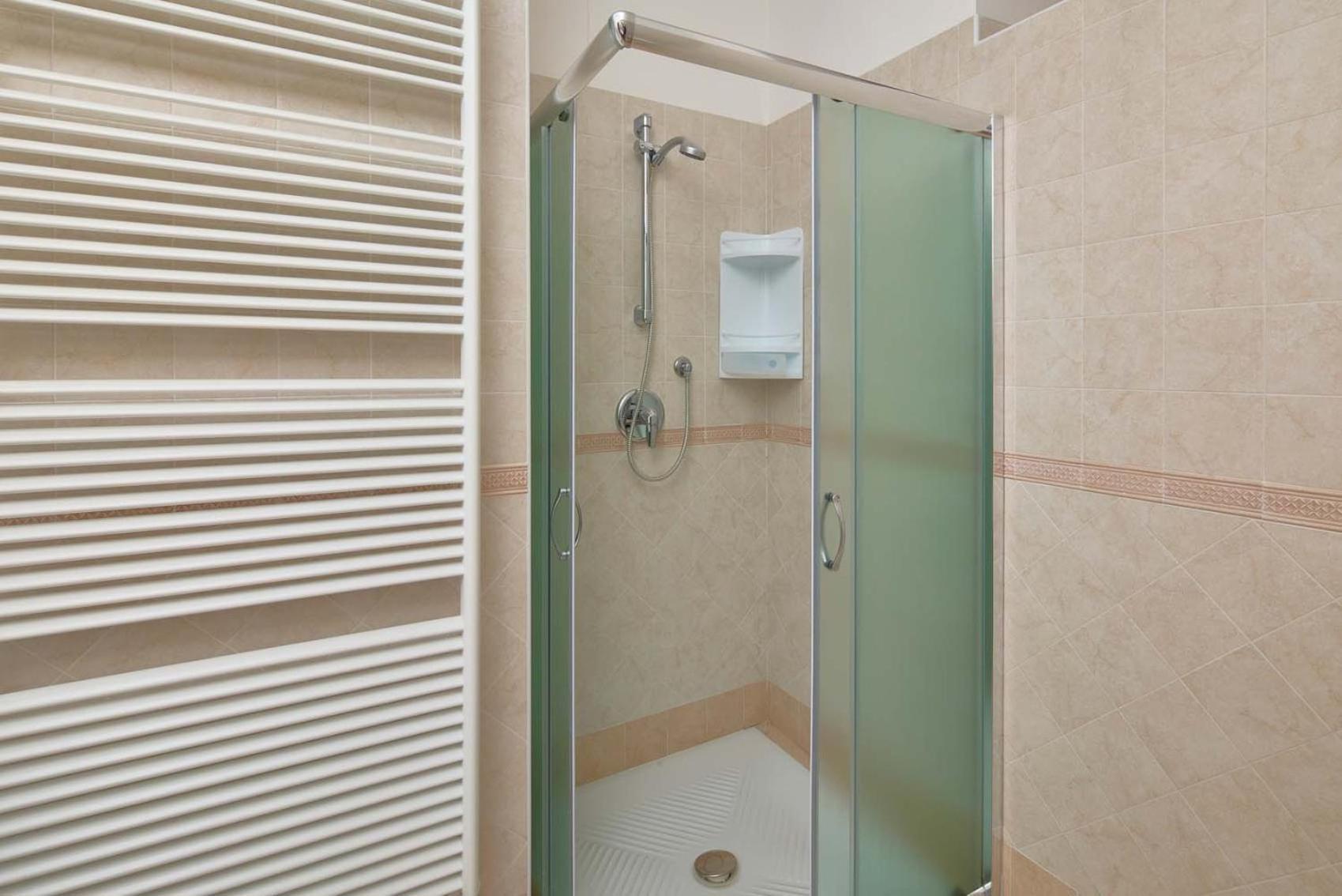 Appartamento Ania Vista Castello 蒂诺 外观 照片
